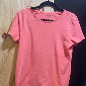 Croft & Barrow Women's Coral Short Sleeve Tee size medium